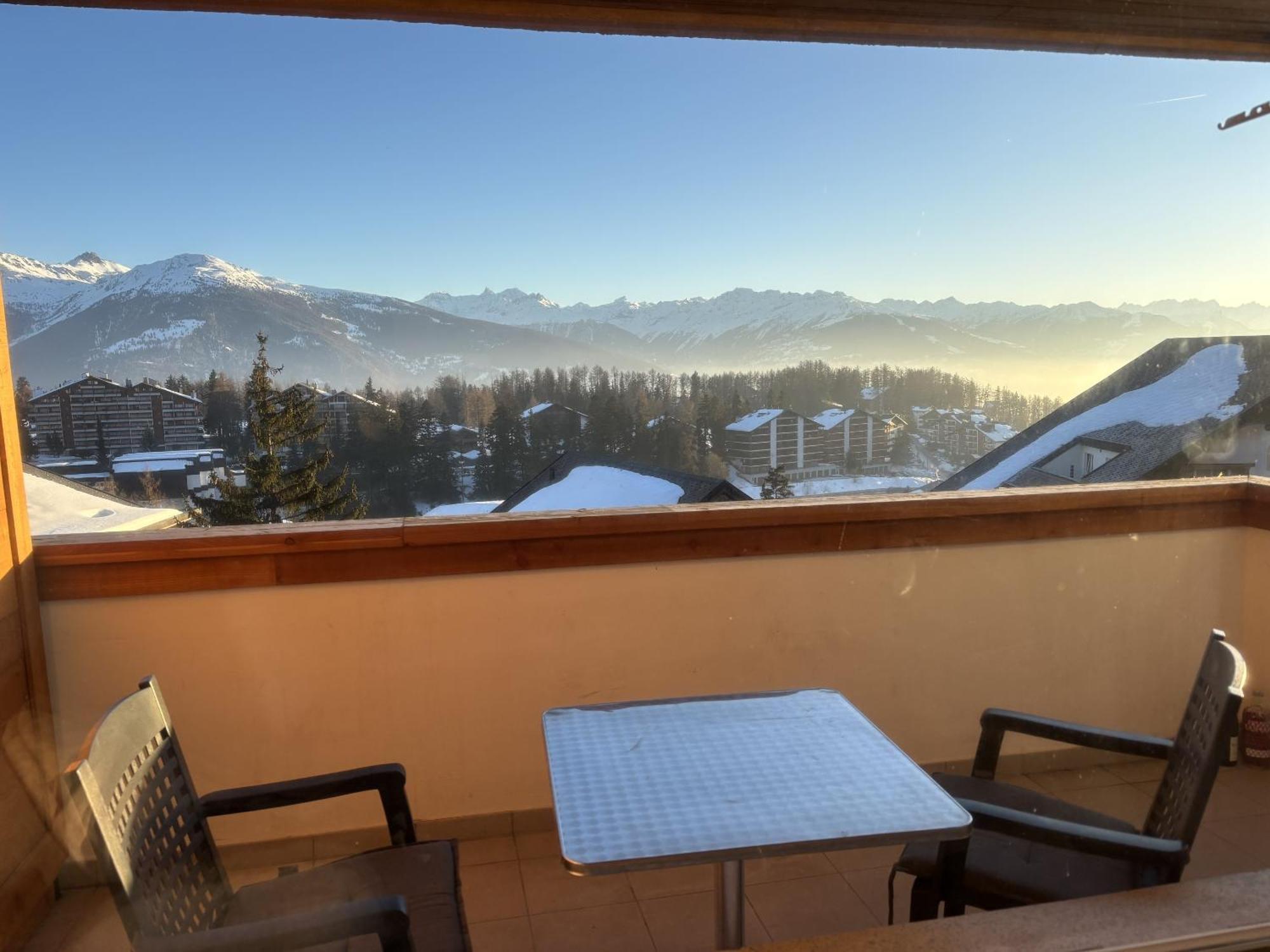 דירות L'Eperon Center Crans Wonderful View מראה חיצוני תמונה